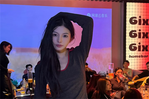 苏州KTV酒店服务员佳丽招聘日结小费700起.不甘平凡图片